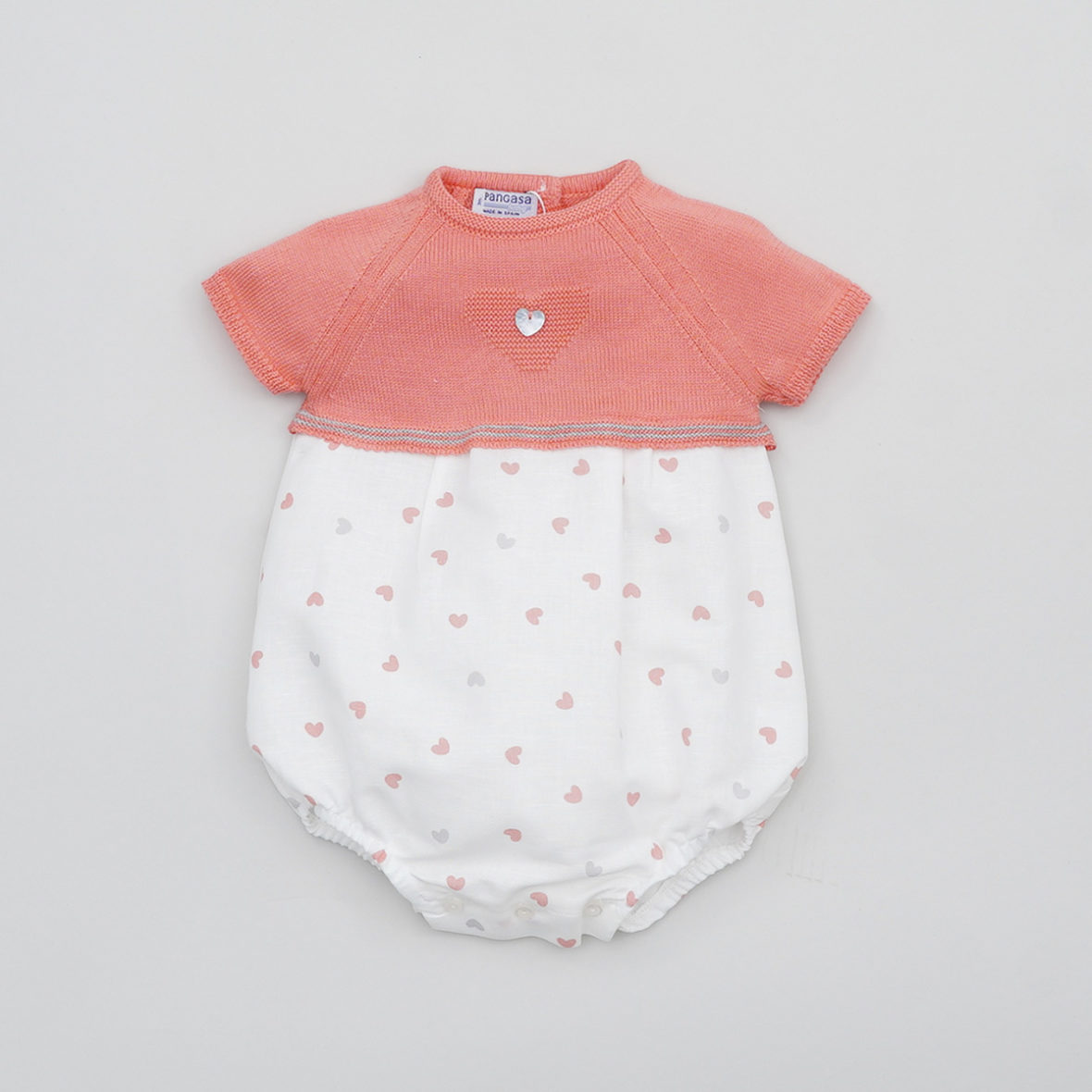 Pelele bebé niña de Pangasa «Corazones Coral»