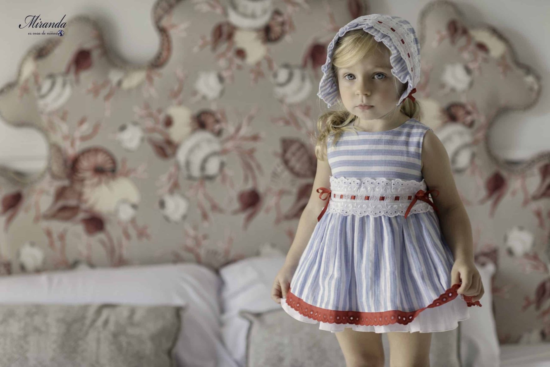 Vestido bebé niña ceremonia estampado a rayas celeste Iana de Miranda Verano