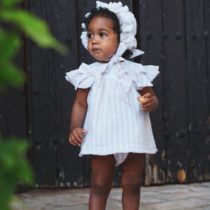 Jesusito con capota bebé niña con estampado a rayas rosa de cocote